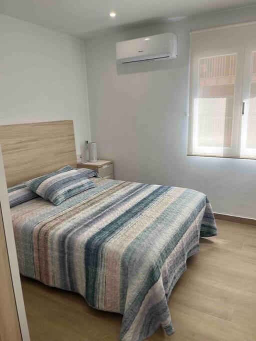 Apartamento Con Preciosas Vistas A Pie De Playa Santa Pola Eksteriør billede