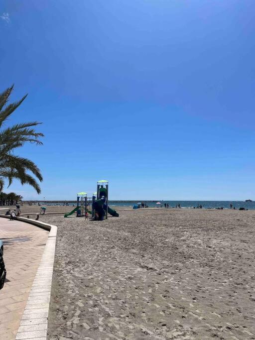 Apartamento Con Preciosas Vistas A Pie De Playa Santa Pola Eksteriør billede