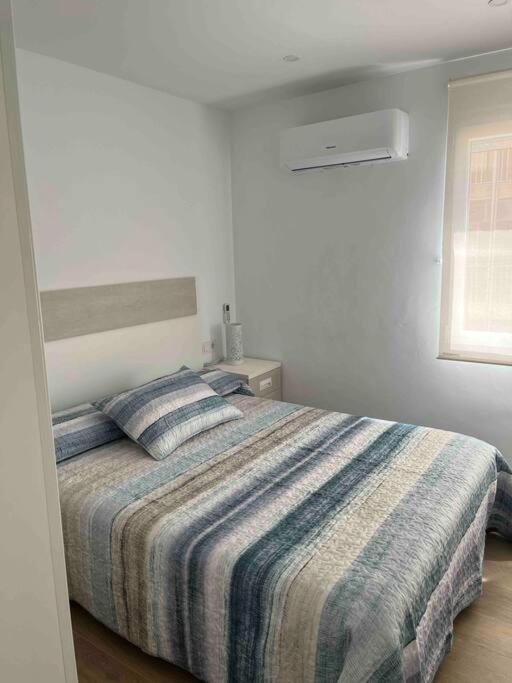 Apartamento Con Preciosas Vistas A Pie De Playa Santa Pola Eksteriør billede